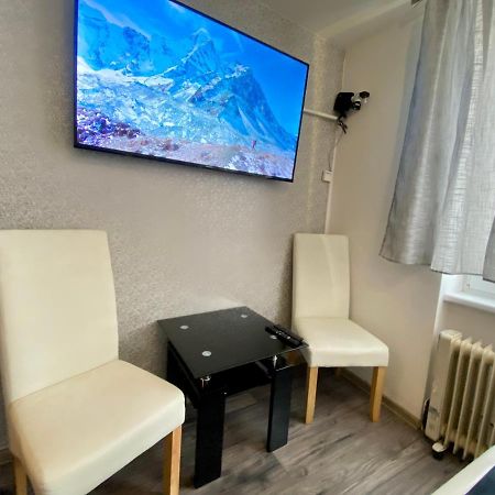 24 Hour-Self Check-In Apartment Namestie Svaeteho Egidia Попрад Екстериор снимка
