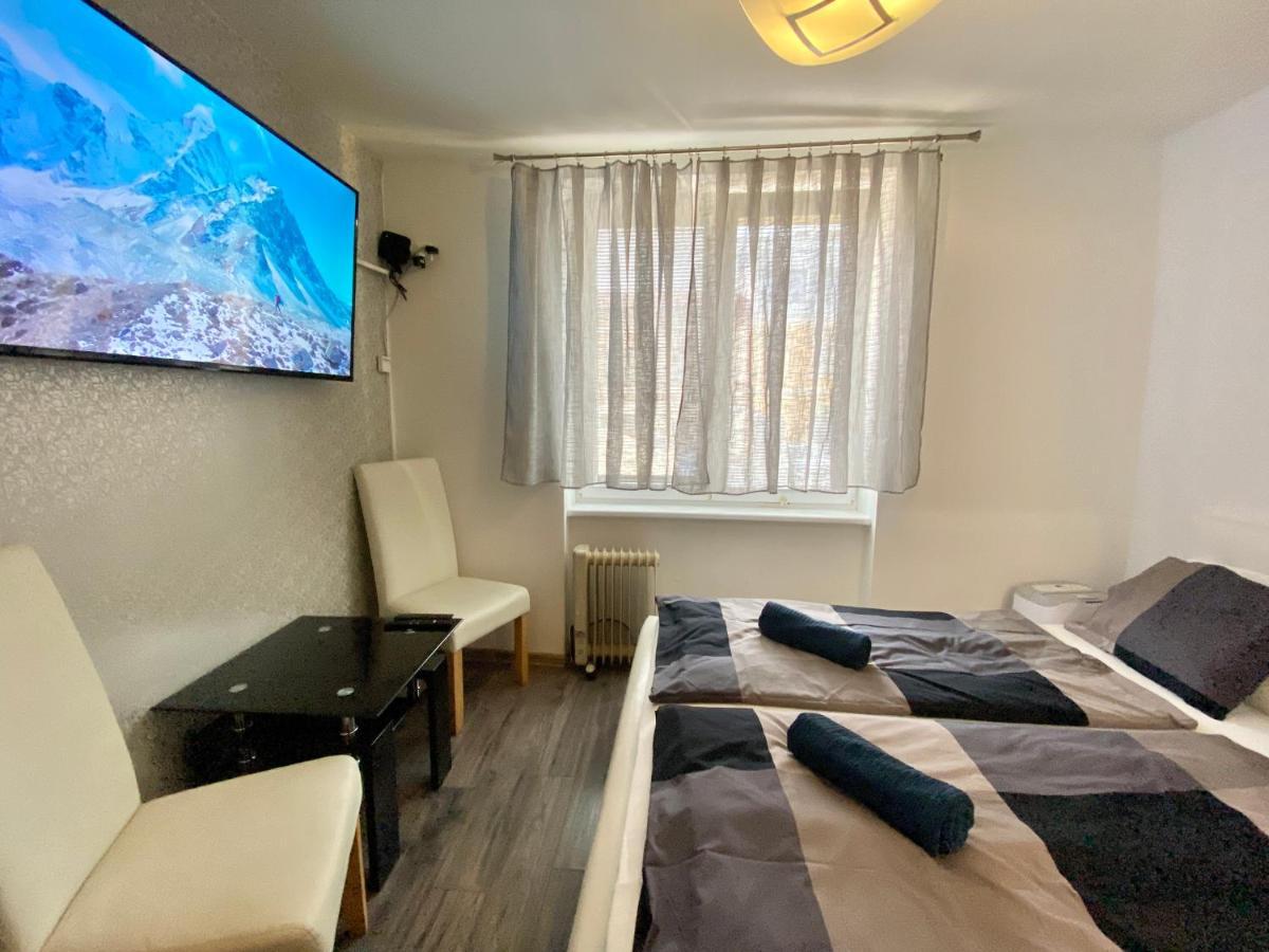 24 Hour-Self Check-In Apartment Namestie Svaeteho Egidia Попрад Екстериор снимка