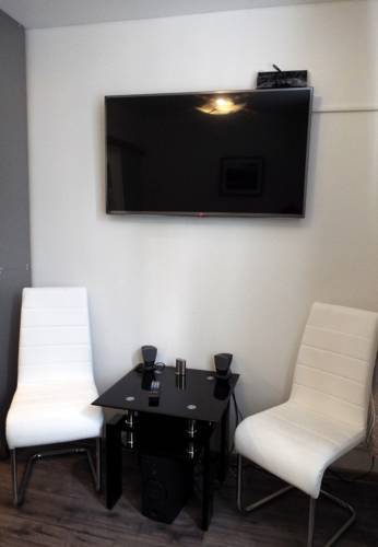 24 Hour-Self Check-In Apartment Namestie Svaeteho Egidia Попрад Стая снимка